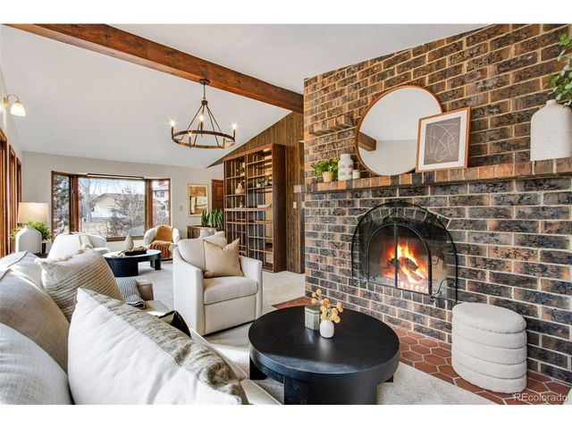 7512 Caren Cir, Loveland, CO 80534