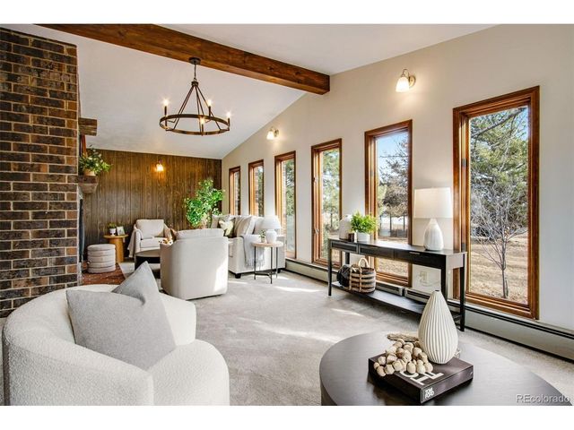 7512 Caren Cir, Loveland, CO 80534