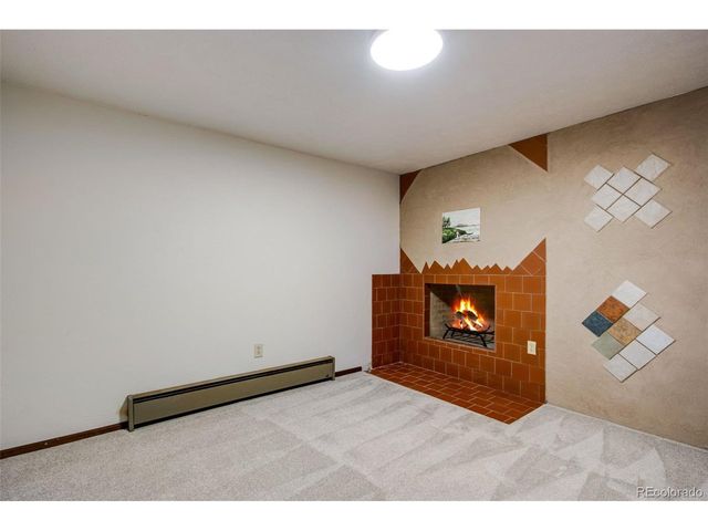 7512 Caren Cir, Loveland, CO 80534