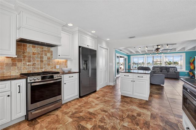 225 55TH AVENUE, St Pete Beach, FL 33706