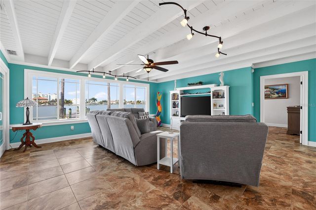 225 55TH AVENUE, St Pete Beach, FL 33706