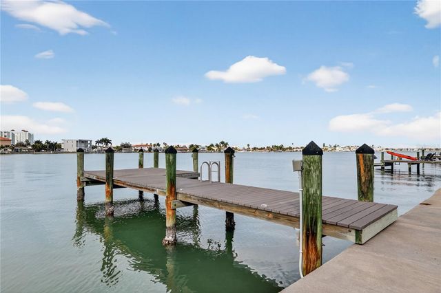 225 55TH AVENUE, St Pete Beach, FL 33706