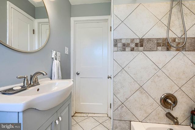 1627 ABERDEEN RD, Towson, MD 21286