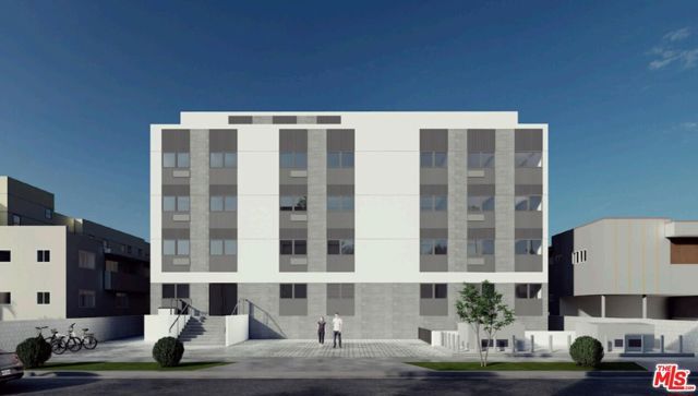 1050 S Norton Avenue, Los Angeles, CA 90019