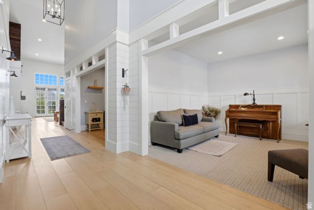 1229 W PEACOCK MIDGE DR, Bluffdale, UT 84065