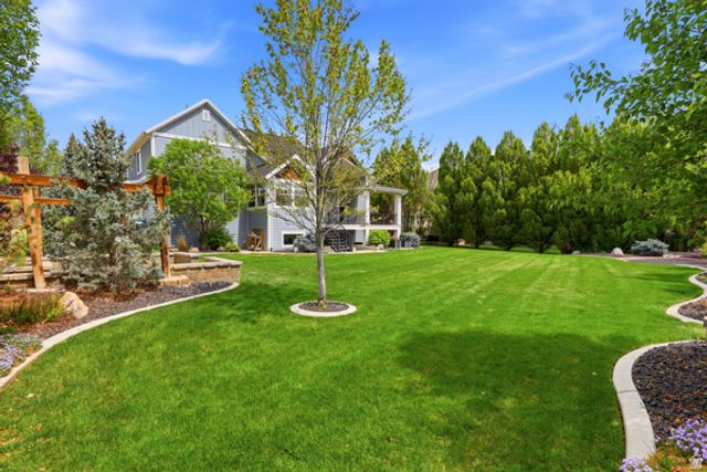 1229 W PEACOCK MIDGE DR, Bluffdale, UT 84065