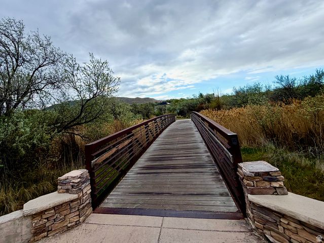 1229 W PEACOCK MIDGE DR, Bluffdale, UT 84065