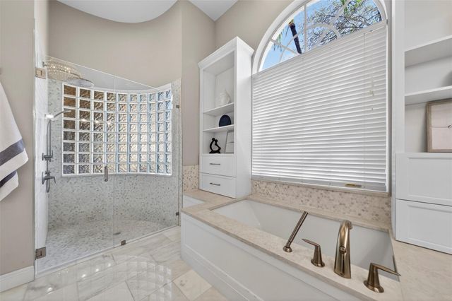 6897 NW 107th Terrace, Parkland, FL 33076