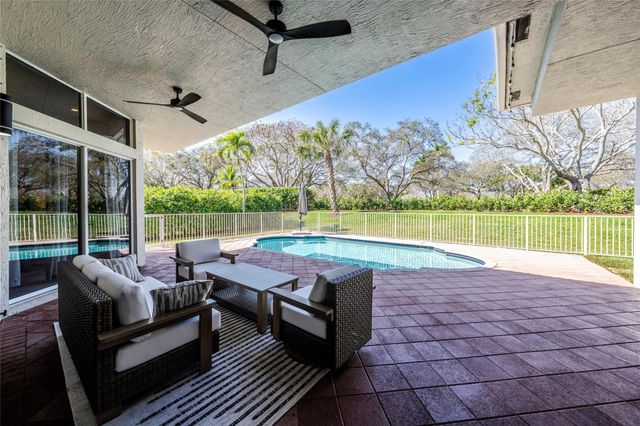 6897 NW 107th Terrace, Parkland, FL 33076