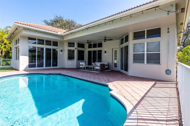 6897 NW 107th Terrace, Parkland, FL 33076