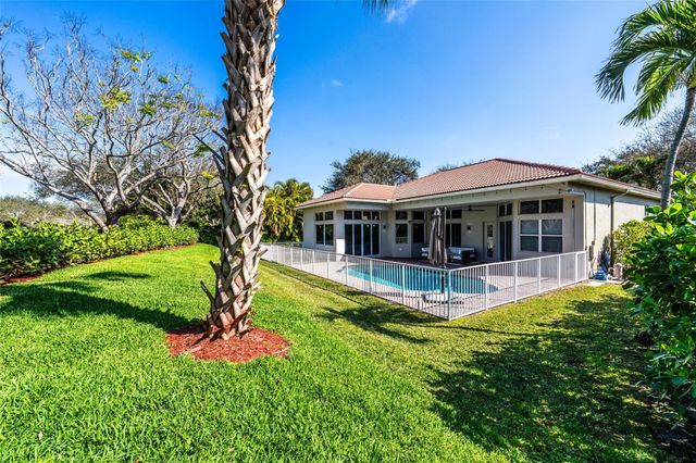 6897 NW 107th Terrace, Parkland, FL 33076