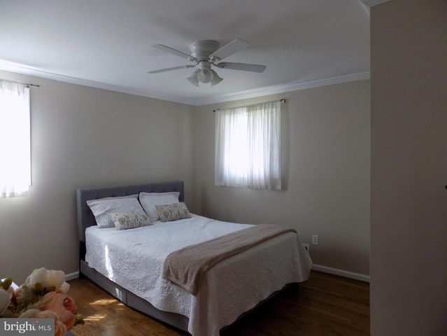 919 PLAYFORD LN, Silver Spring, MD 20901