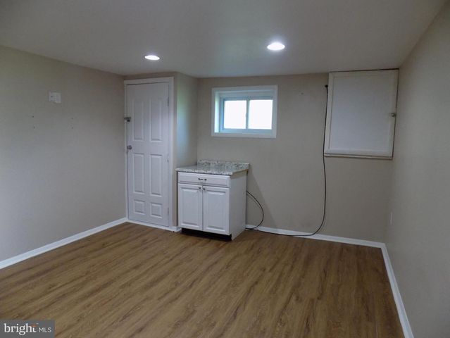 919 PLAYFORD LN, Silver Spring, MD 20901