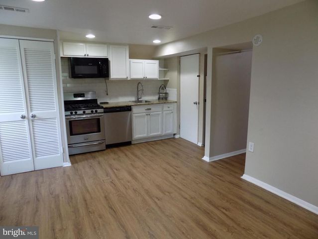919 PLAYFORD LN, Silver Spring, MD 20901
