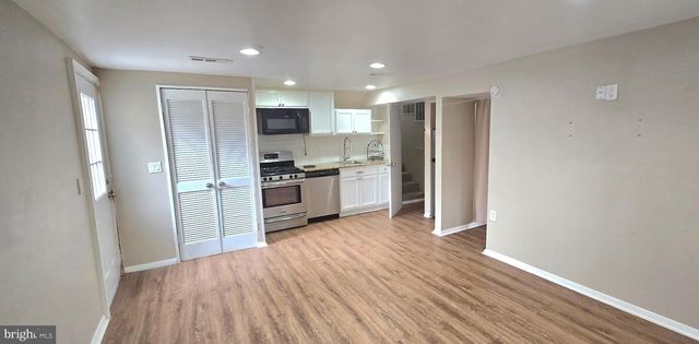 919 PLAYFORD LN, Silver Spring, MD 20901