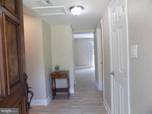 919 PLAYFORD LN, Silver Spring, MD 20901