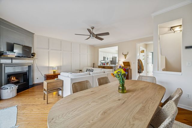 7252 Highway 70 S Apt 706, Nashville, TN 37221