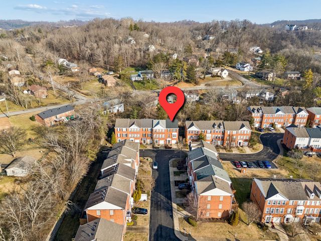 7252 Highway 70 S Apt 706, Nashville, TN 37221