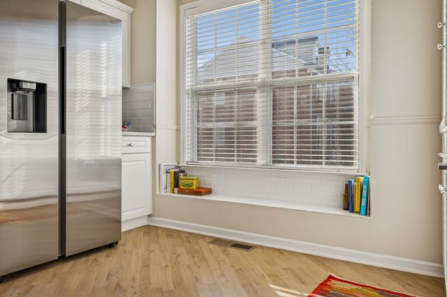 7252 Highway 70 S Apt 706, Nashville, TN 37221