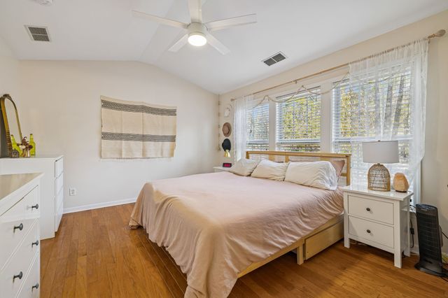 7252 Highway 70 S Apt 706, Nashville, TN 37221