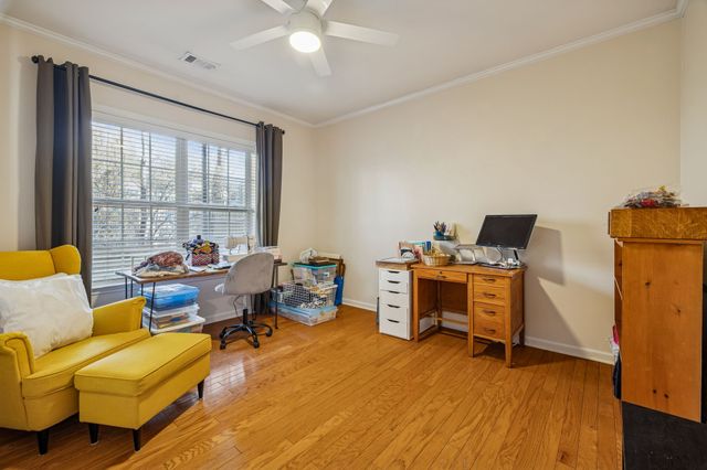 7252 Highway 70 S Apt 706, Nashville, TN 37221