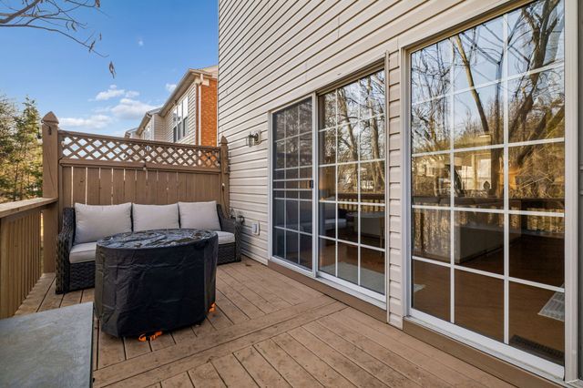 7252 Highway 70 S Apt 706, Nashville, TN 37221