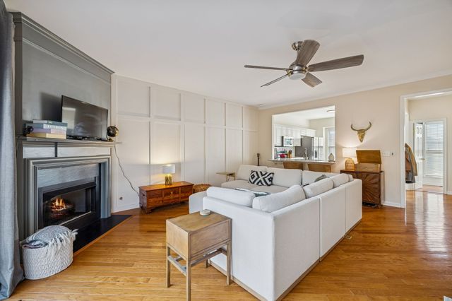 7252 Highway 70 S Apt 706, Nashville, TN 37221