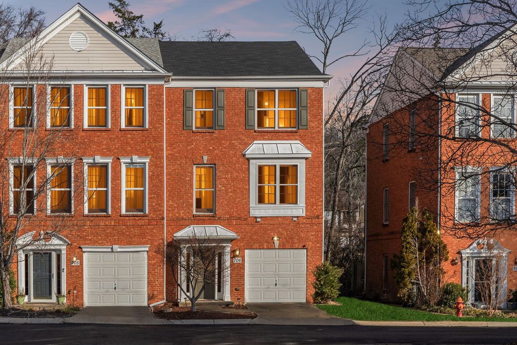 7252 Highway 70 S Apt 706, Nashville, TN 37221