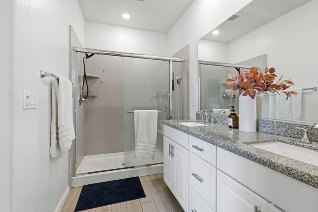 3871 Ivan Way, Rancho Cordova, CA 95742