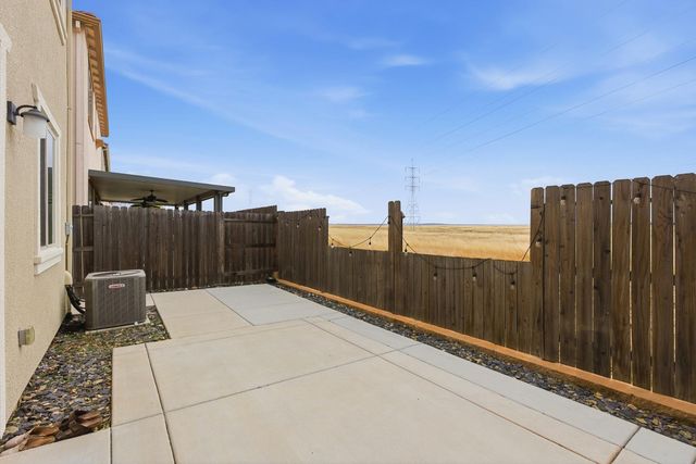 3871 Ivan Way, Rancho Cordova, CA 95742