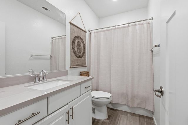 3871 Ivan Way, Rancho Cordova, CA 95742