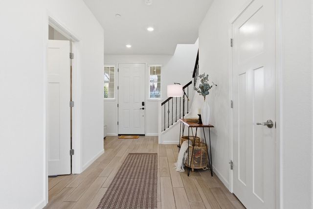 3871 Ivan Way, Rancho Cordova, CA 95742