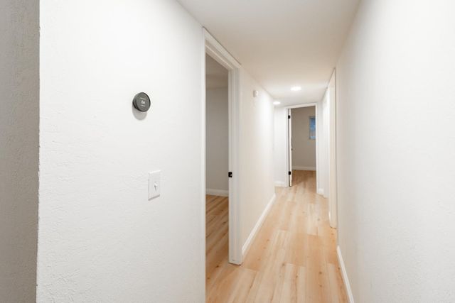 2612 Renn Avenue, Clovis, CA 93611