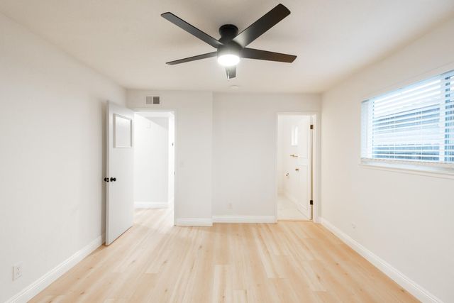 2612 Renn Avenue, Clovis, CA 93611