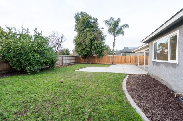 2612 Renn Avenue, Clovis, CA 93611