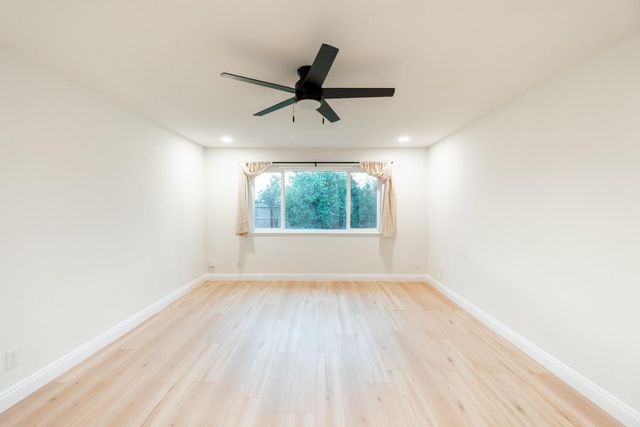 2612 Renn Avenue, Clovis, CA 93611