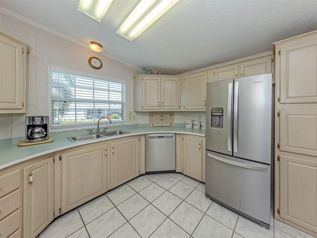 513 LANDSEDGE DRIVE, North Port, FL 34287