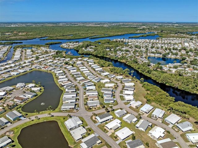 513 LANDSEDGE DRIVE, North Port, FL 34287