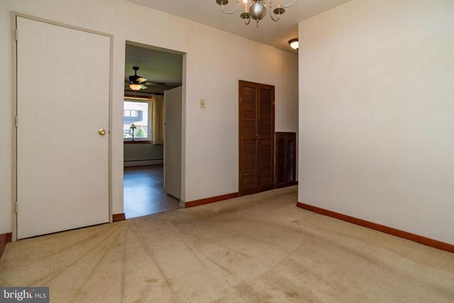 2824 NATURE RD, Philadelphia, PA 19154