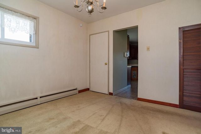 2824 NATURE RD, Philadelphia, PA 19154