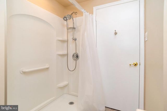 2824 NATURE RD, Philadelphia, PA 19154