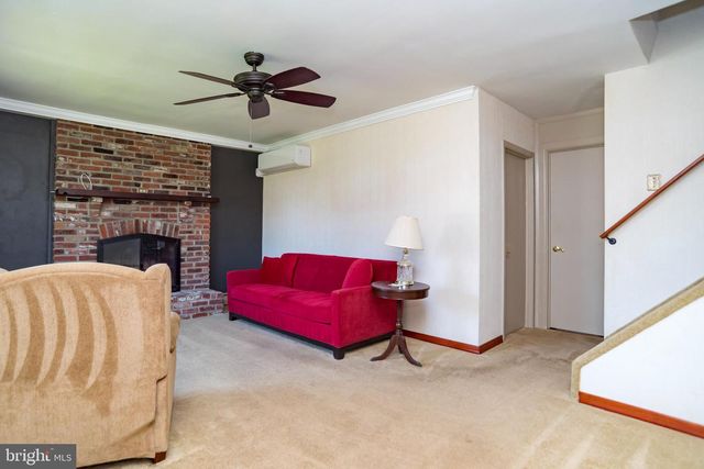 2824 NATURE RD, Philadelphia, PA 19154