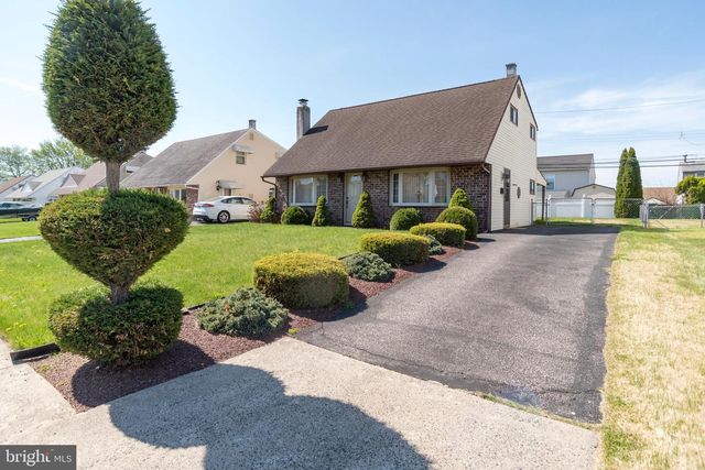 2824 NATURE RD, Philadelphia, PA 19154