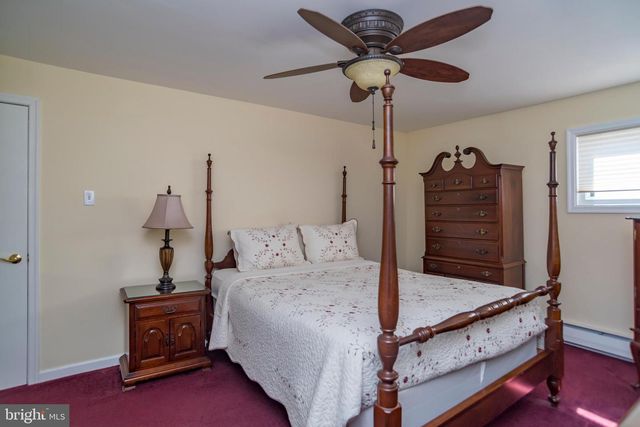 2824 NATURE RD, Philadelphia, PA 19154