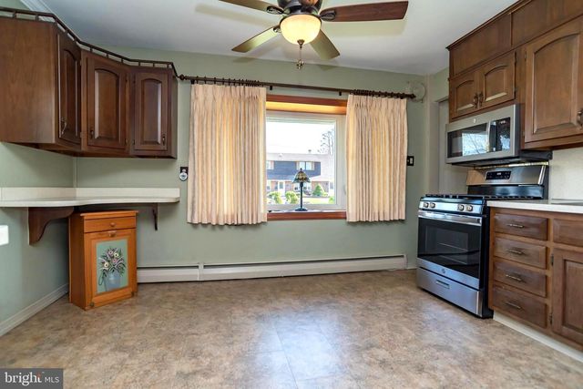 2824 NATURE RD, Philadelphia, PA 19154