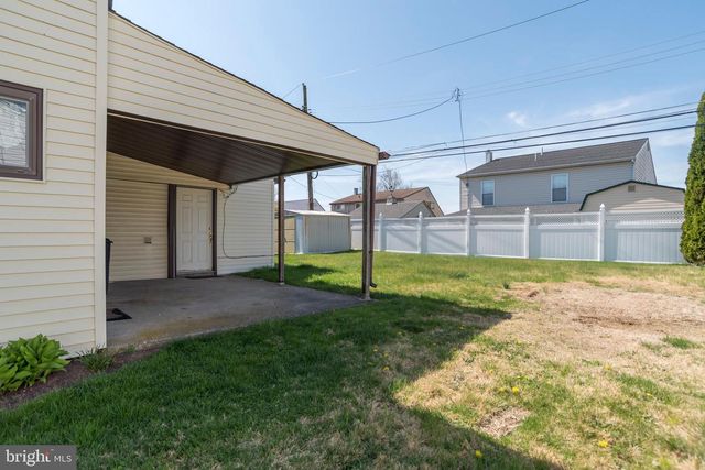 2824 NATURE RD, Philadelphia, PA 19154