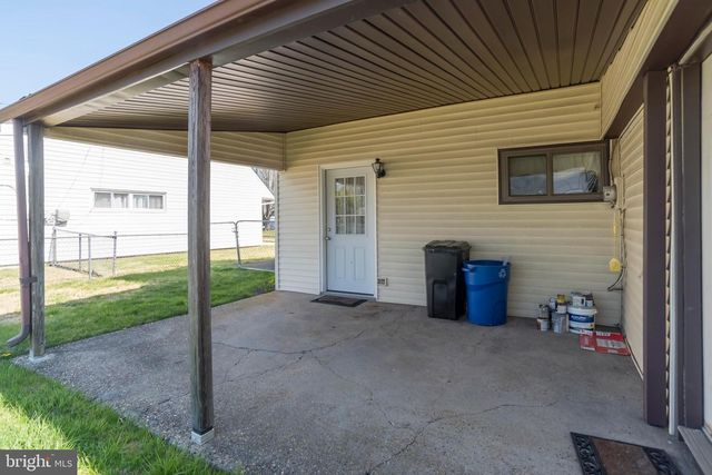 2824 NATURE RD, Philadelphia, PA 19154