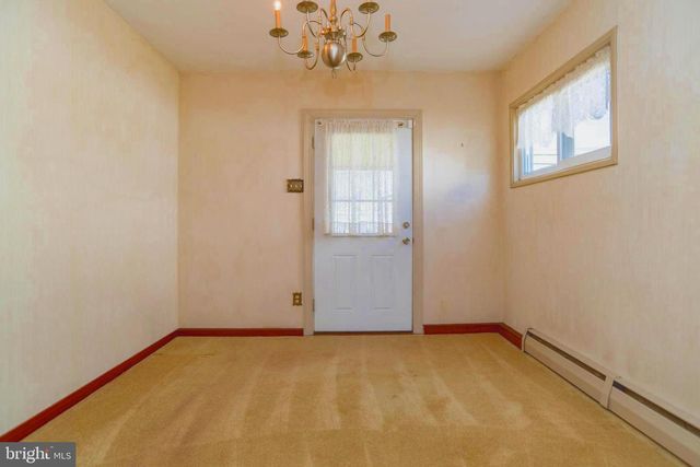 2824 NATURE RD, Philadelphia, PA 19154