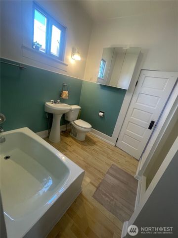 2726 Humboldt Street, Bellingham, WA 98225