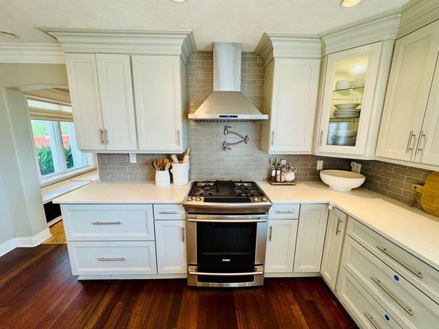 W5548 Sunset Hills Lane, Monroe, WI 53566